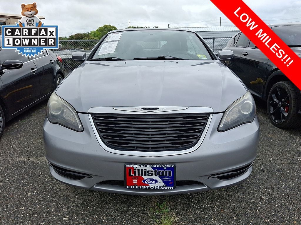 2013 Chrysler 200 S
