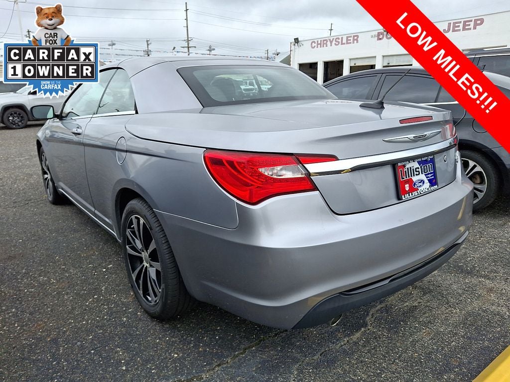 2013 Chrysler 200 S