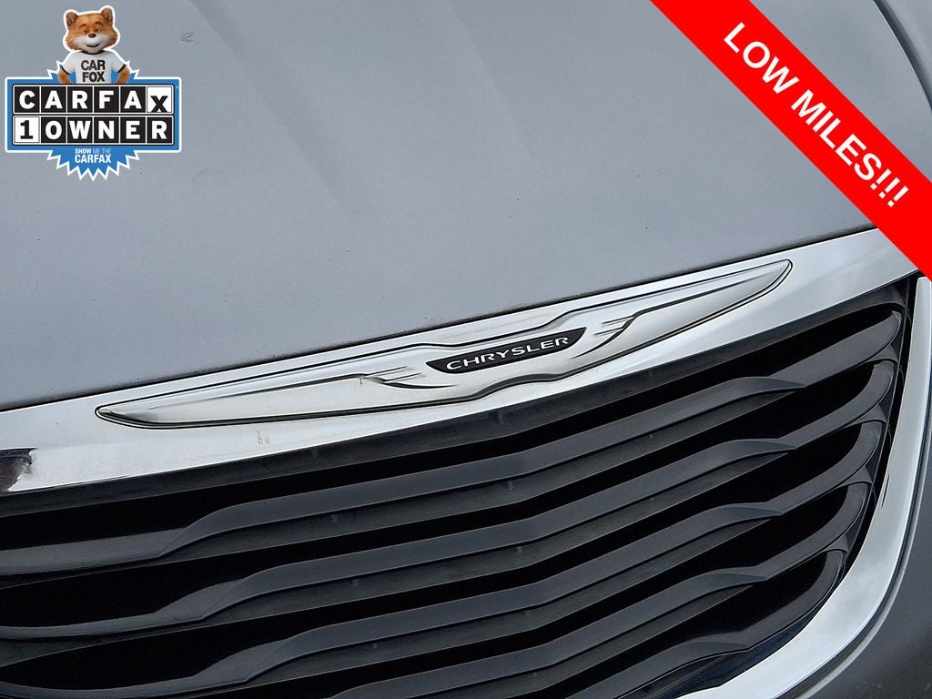 2013 Chrysler 200 S
