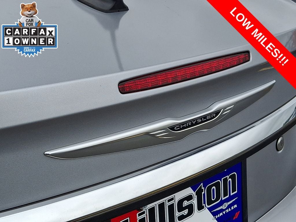 2013 Chrysler 200 S