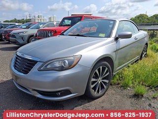 2013 Chrysler 200 S