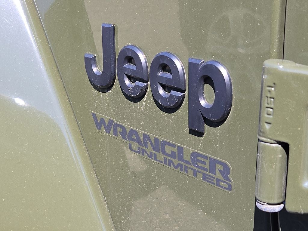 2021 Jeep Wrangler Unlimited Sahara Altitude 4x4