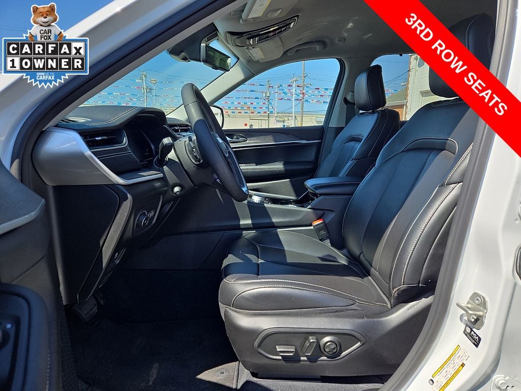 2023 Jeep Grand Cherokee L Limited 4x4