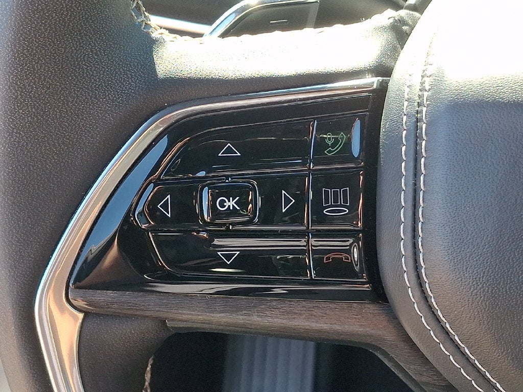 2023 Jeep Grand Cherokee L Overland 4x4
