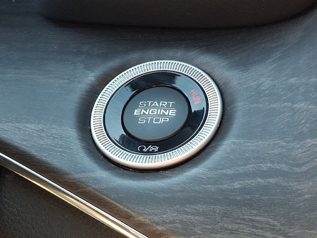 2023 Jeep Grand Cherokee L Overland 4x4