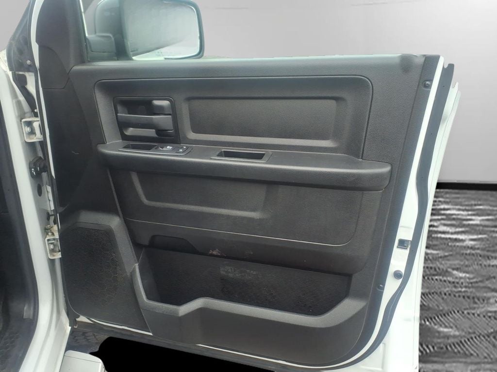 2019 RAM 1500 Classic Tradesman Quad Cab 4x4 6'4' Box