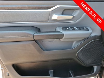 2022 RAM 1500 Big Horn Crew Cab 4x4 5'7' Box