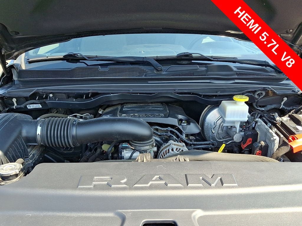 2022 RAM 1500 Big Horn Crew Cab 4x4 5'7' Box