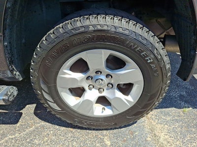 2022 RAM 1500 Big Horn Crew Cab 4x4 5'7' Box