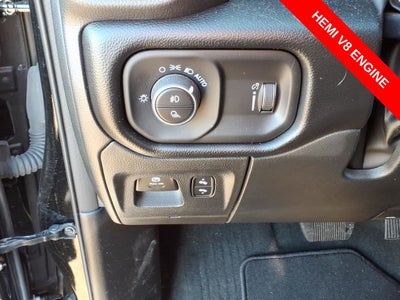 2022 RAM 1500 Big Horn Crew Cab 4x4 5'7' Box