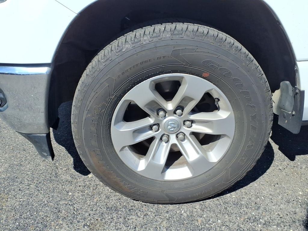 2019 RAM 1500 Big Horn/Lone Star Crew Cab 4x4 5'7' Box