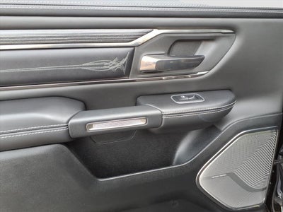 2020 RAM 1500 Limited Crew Cab 4x4 5'7' Box