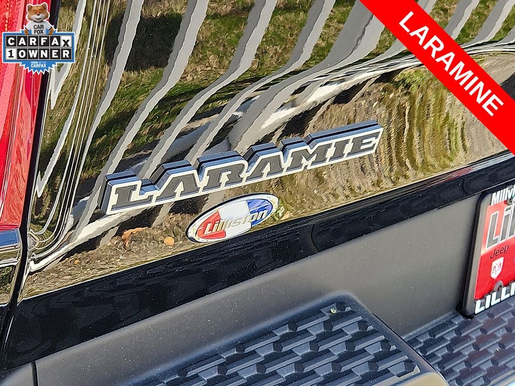 2026 RAM 1500 Laramie Crew Cab 4x4 5'7' Box