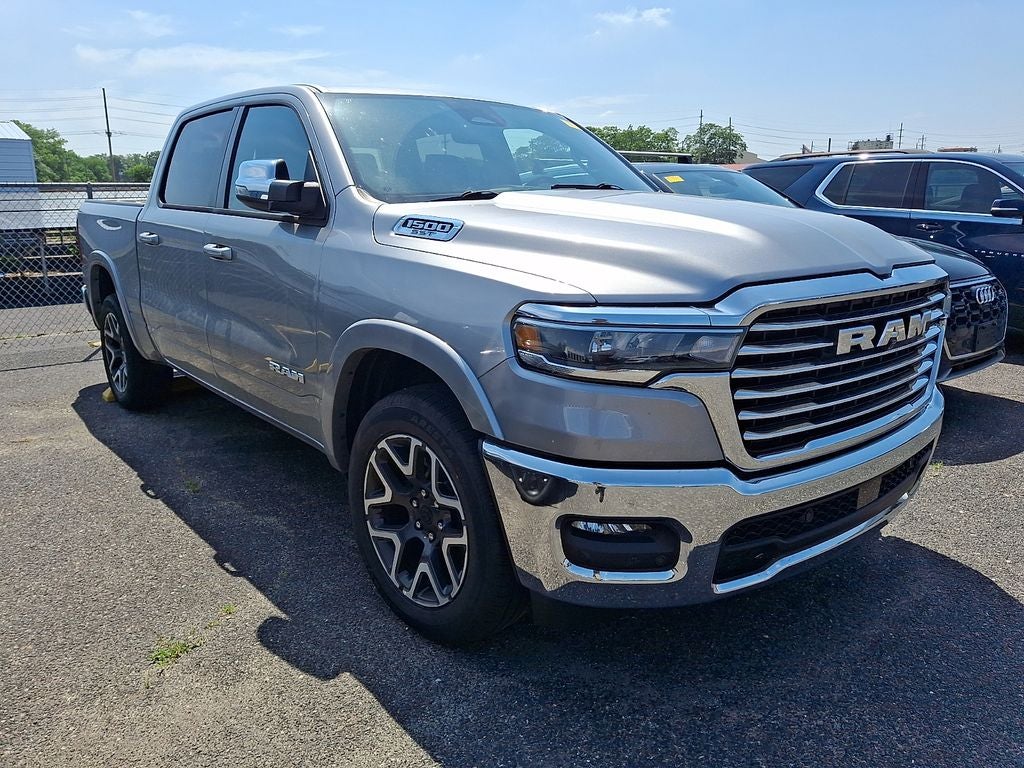 2025 RAM 1500 Laramie Crew Cab 4x4 5'7' Box