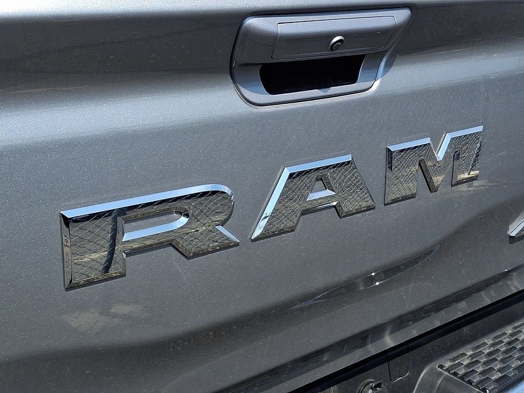 2025 RAM 1500 Laramie Crew Cab 4x4 5'7' Box