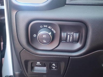 2025 RAM 1500 Laramie Crew Cab 4x4 5'7' Box