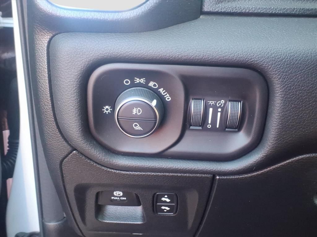 2025 RAM 1500 Laramie Crew Cab 4x4 5'7' Box