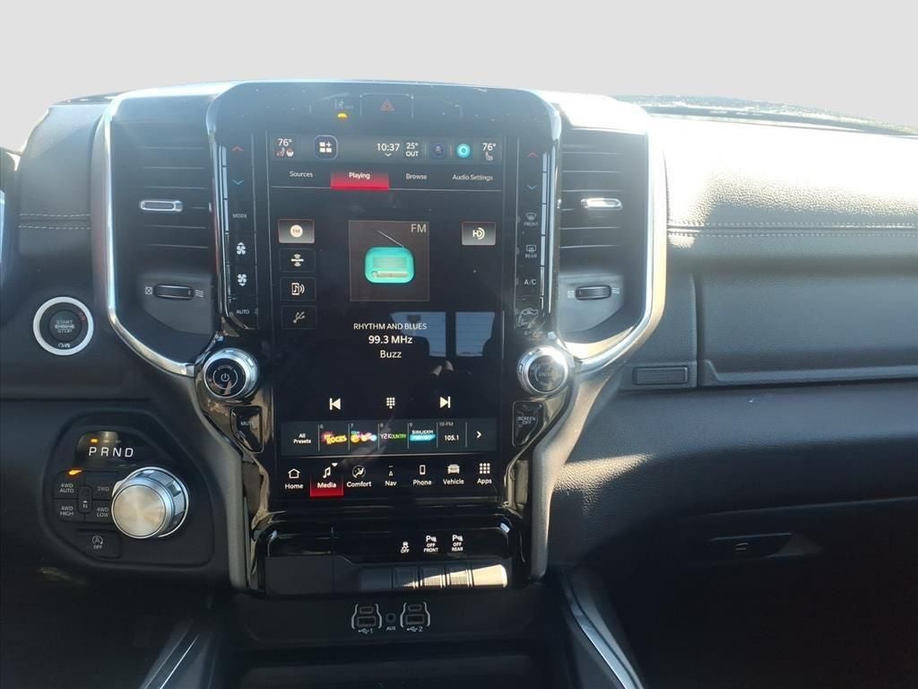 2025 RAM 1500 Laramie Crew Cab 4x4 5'7' Box