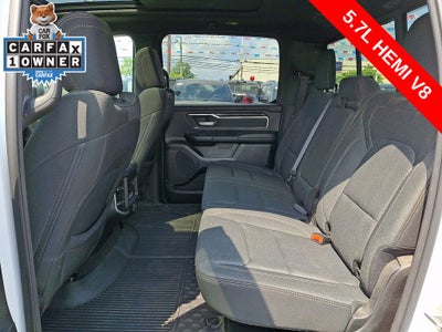 2020 RAM 1500 Big Horn Crew Cab 4x4 6'4' Box