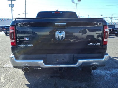2019 RAM 1500 Laramie Crew Cab 4x4 6'4' Box