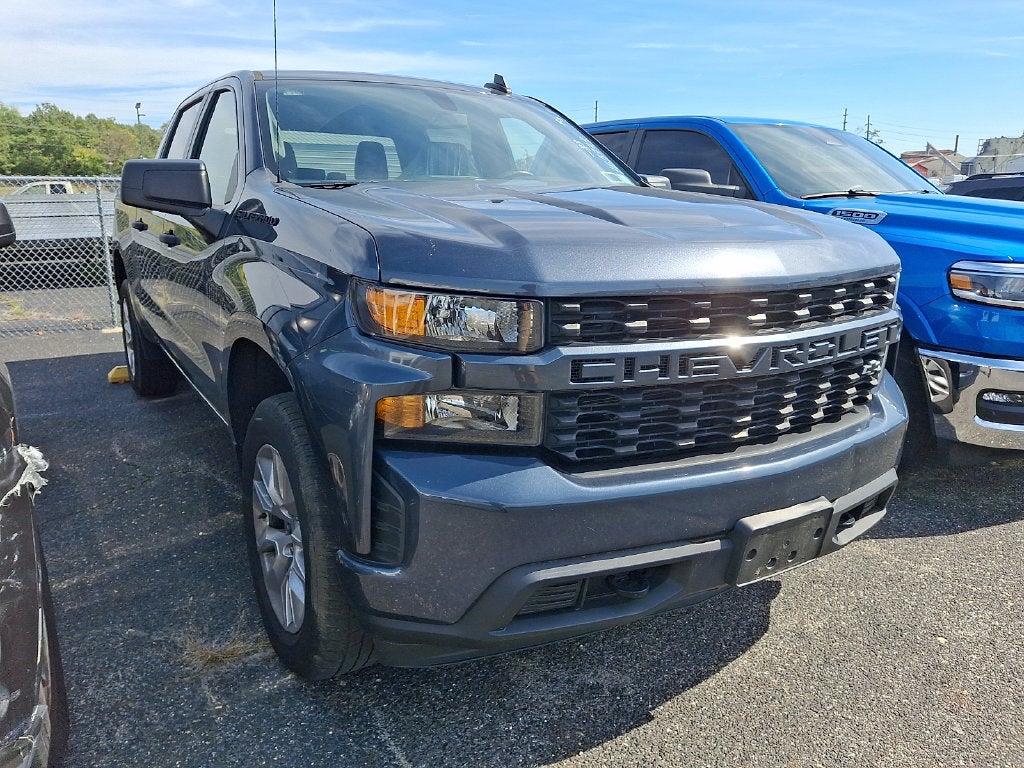 2021 Chevrolet Silverado 1500 4WD Crew Cab Short Bed Custom