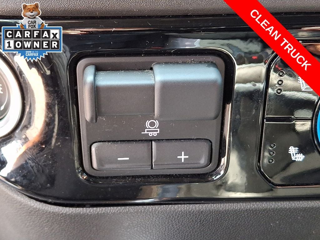 2022 Chevrolet Silverado 1500 4WD Crew Cab Short Bed RST
