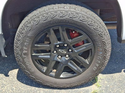 2022 Chevrolet Silverado 1500 4WD Crew Cab Short Bed RST