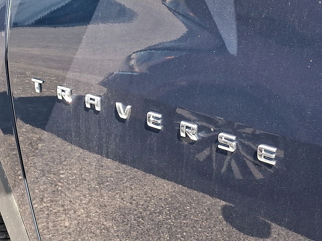 2023 Chevrolet Traverse AWD LT Cloth