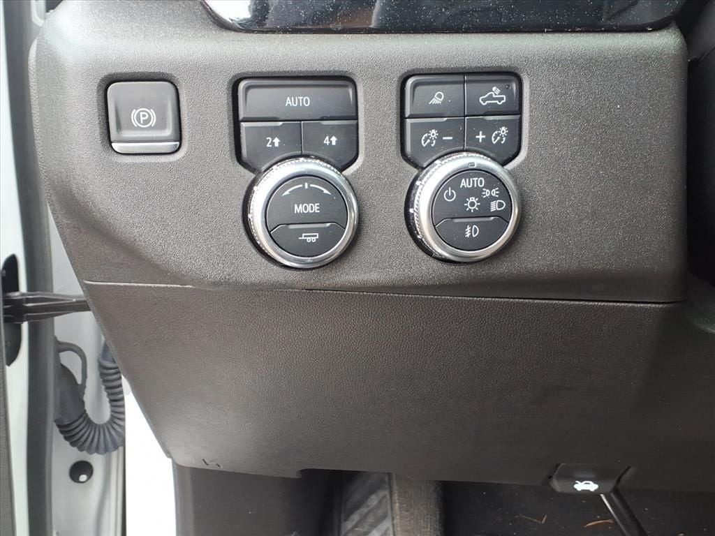 2024 GMC Sierra 1500 4WD Crew Cab Short Box SLT