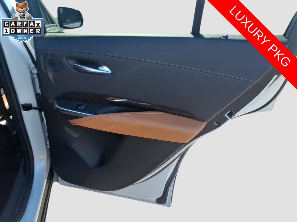 2022 Cadillac XT4 AWD Premium Luxury