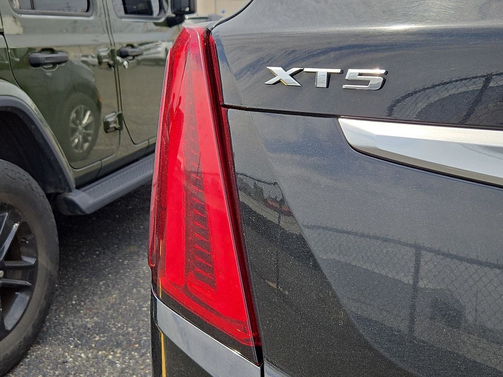 2023 Cadillac XT5 AWD Premium Luxury