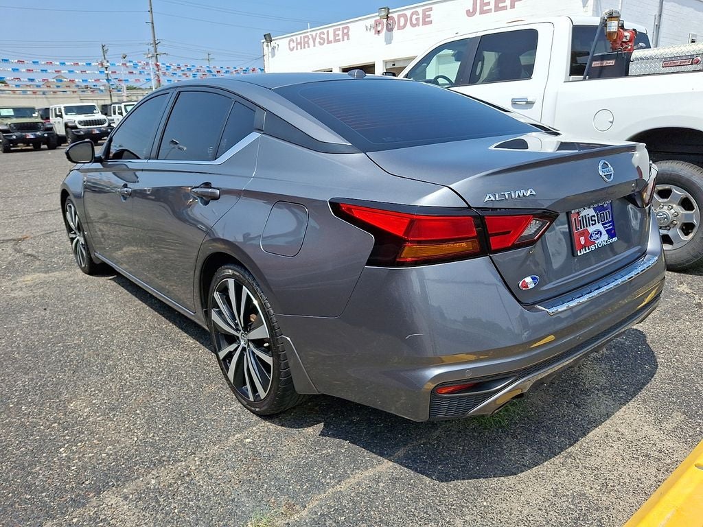 2021 Nissan Altima SR FWD