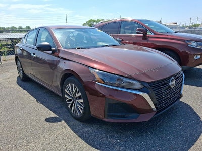 2024 Nissan Altima SV FWD