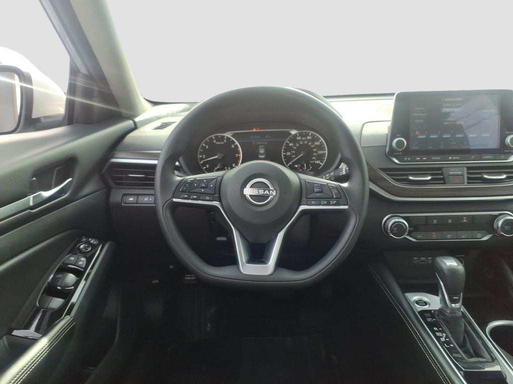 2023 Nissan Altima SV FWD