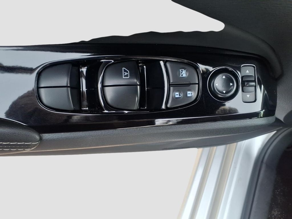 2023 Nissan Altima SV FWD