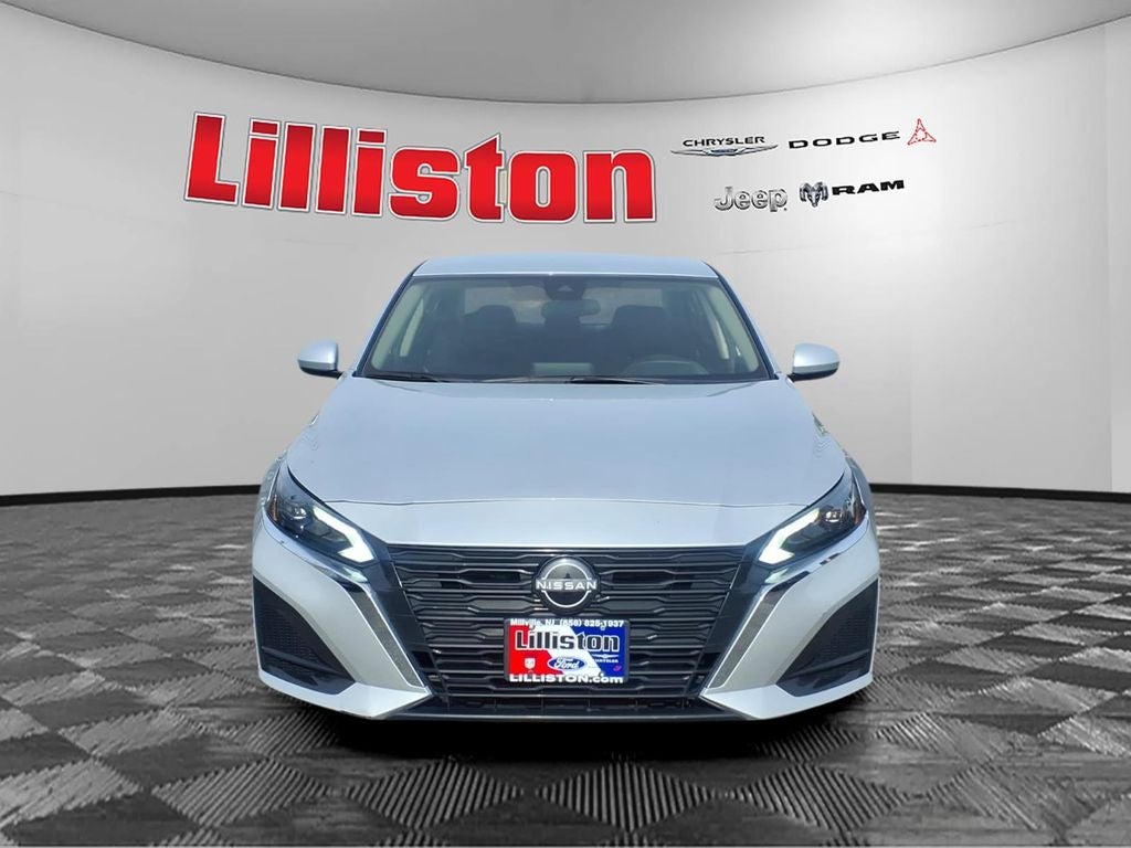 2023 Nissan Altima SV FWD