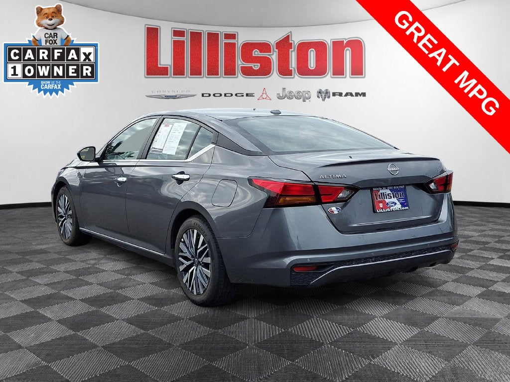 2025 Nissan Altima SV FWD