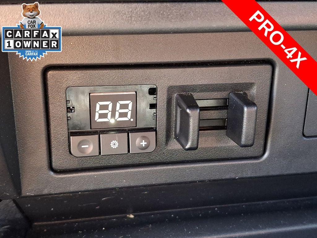 2021 Nissan TITAN Crew Cab PRO-4X 4x4