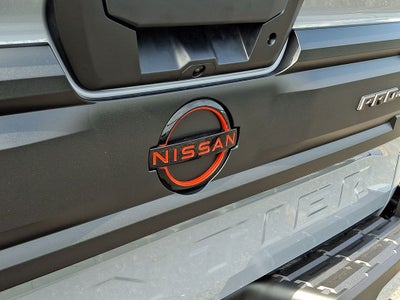 2026 Nissan Frontier Crew Cab PRO-4X 4x4