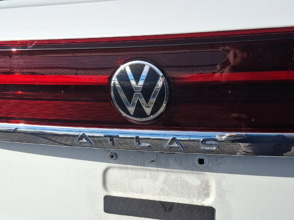2024 Volkswagen Atlas Cross Sport 2.0T SEL Premium R-Line