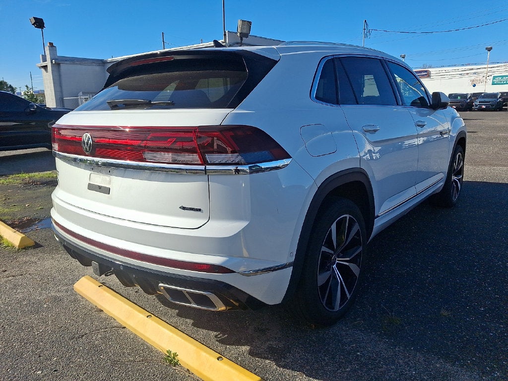 2024 Volkswagen Atlas Cross Sport 2.0T SEL Premium R-Line