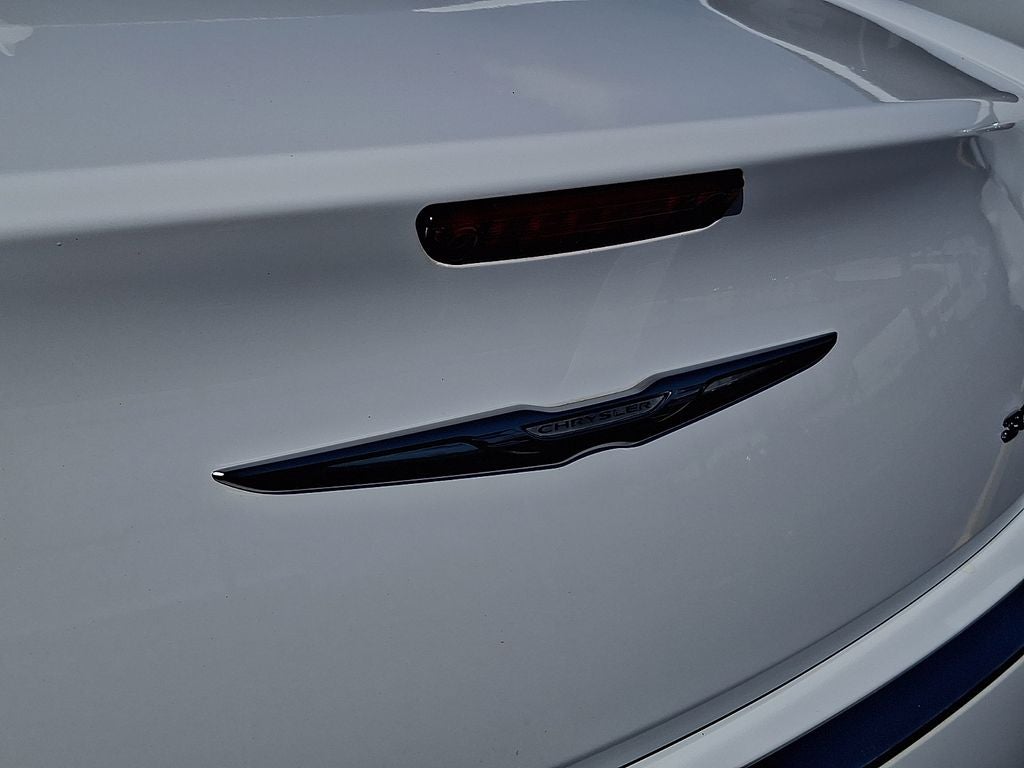 2015 Chrysler 300 Limited