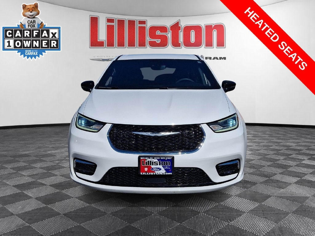 2025 Chrysler Pacifica Select