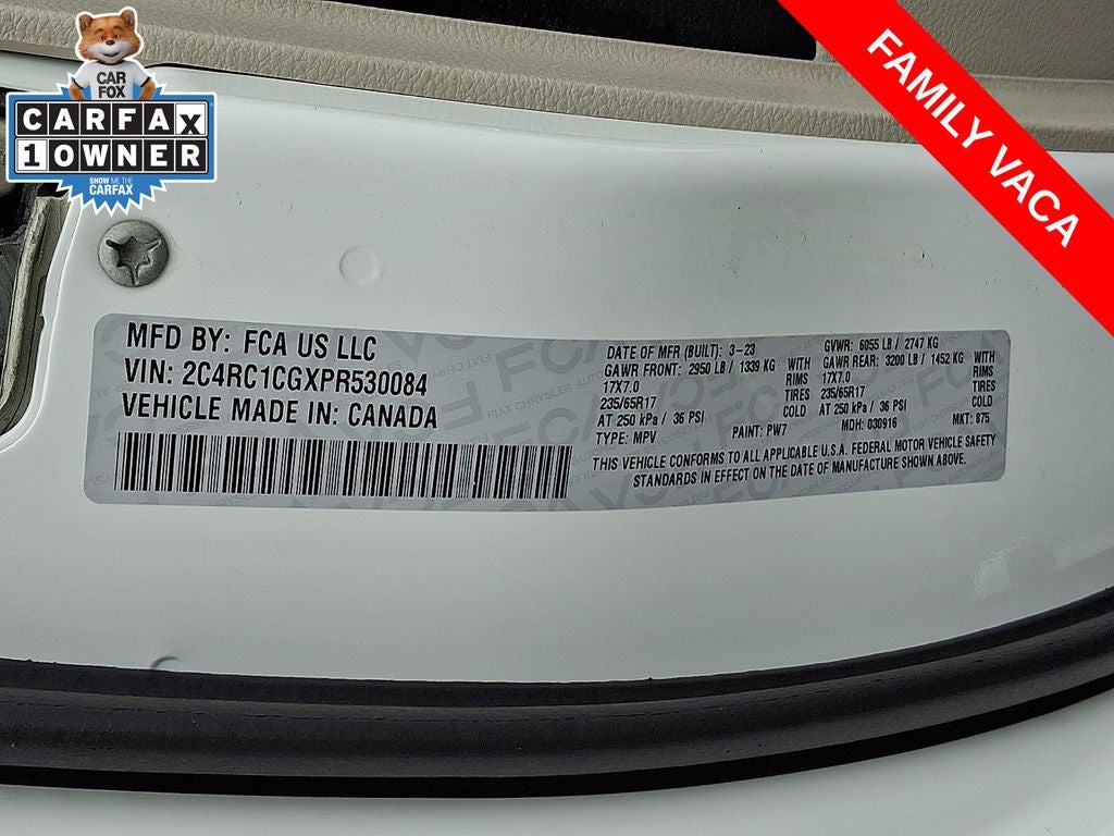 2023 Chrysler Voyager LX