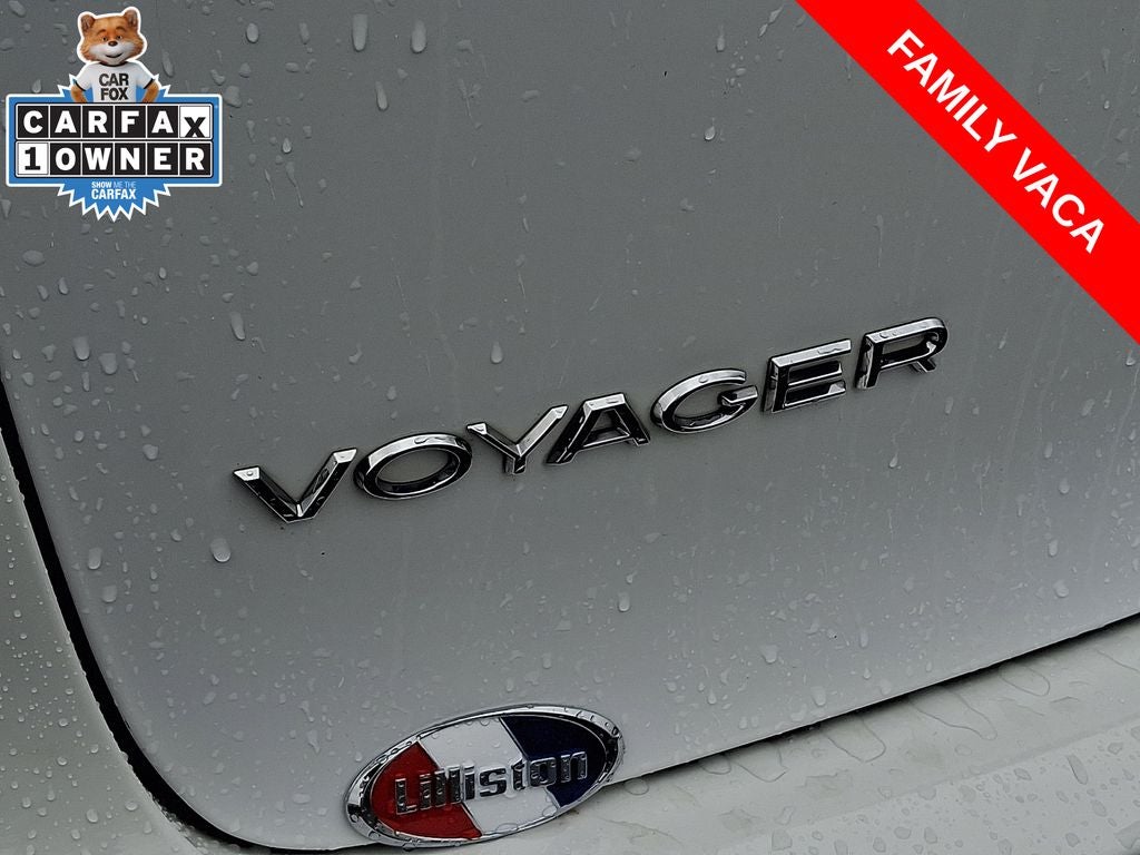 2023 Chrysler Voyager LX