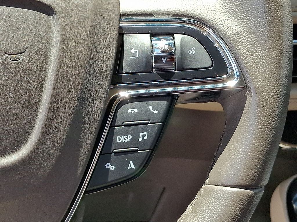 2022 Lincoln Nautilus Standard