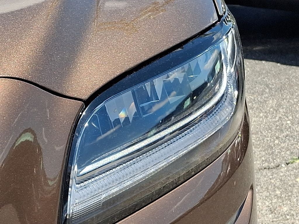 2022 Lincoln Nautilus Standard
