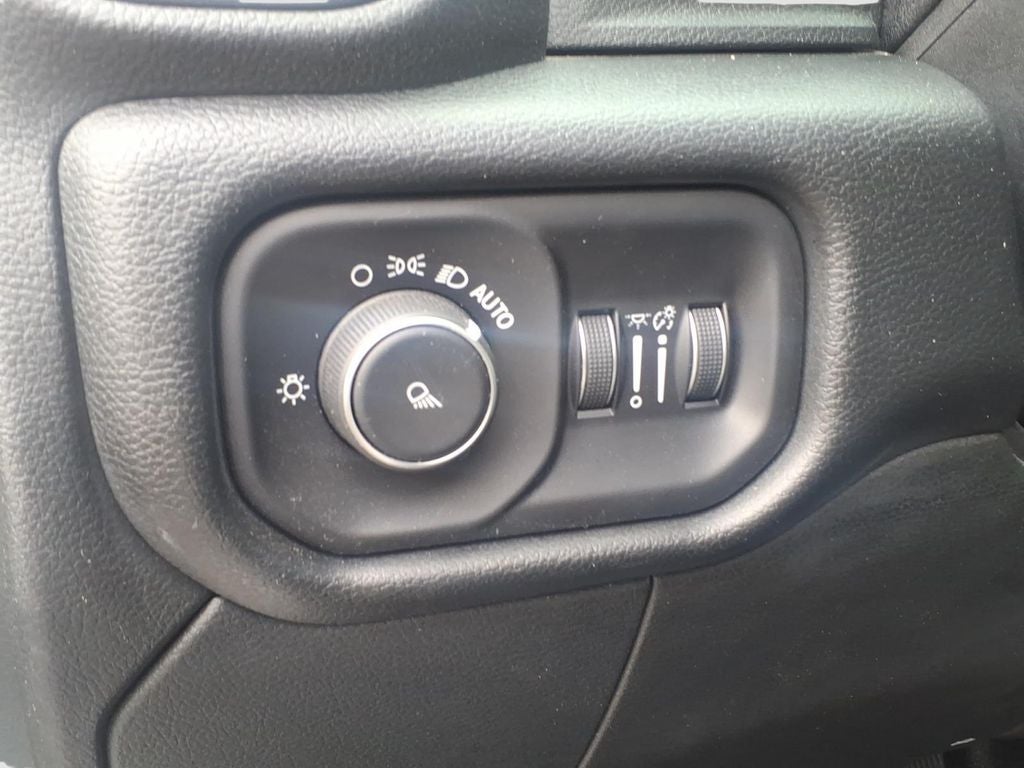 2019 RAM 3500 Tradesman Regular Cab 4x4 8' Box