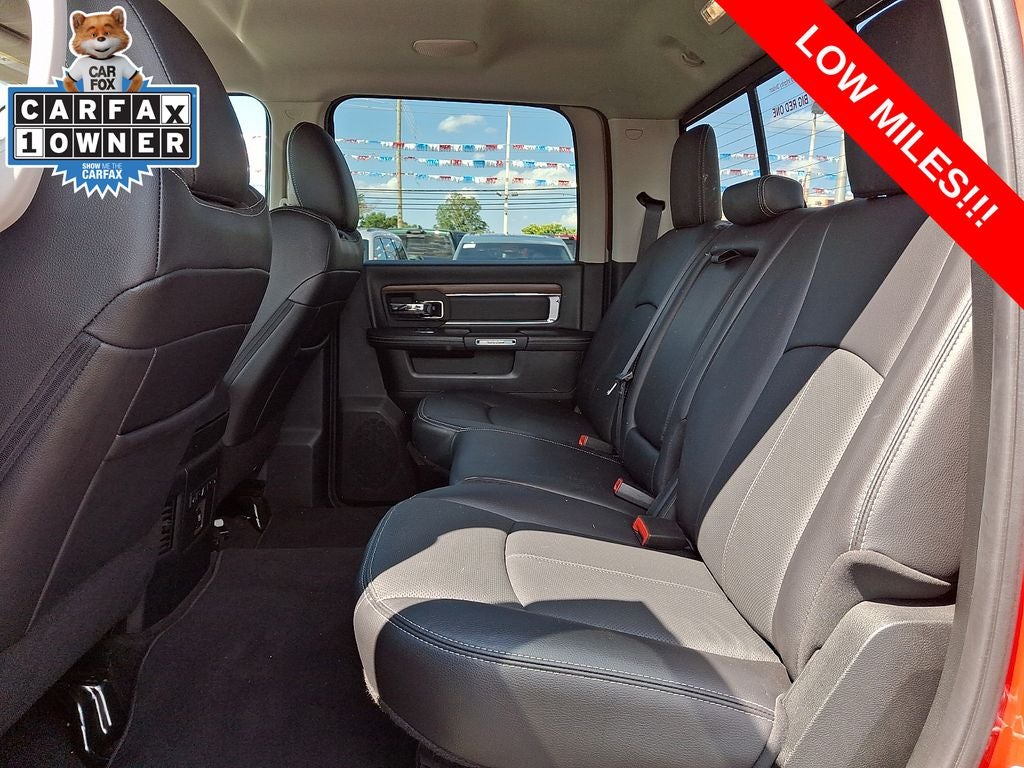 2018 RAM 3500 Laramie Crew Cab 4x4 6'4' Box