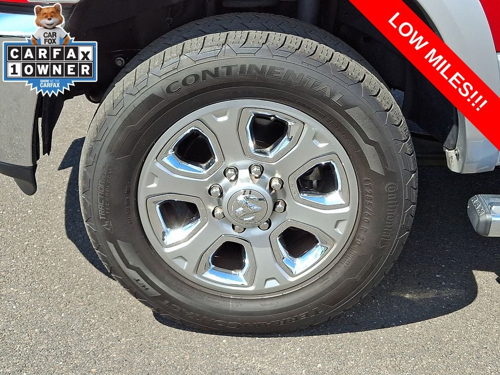 2018 RAM 3500 Laramie Crew Cab 4x4 6'4' Box